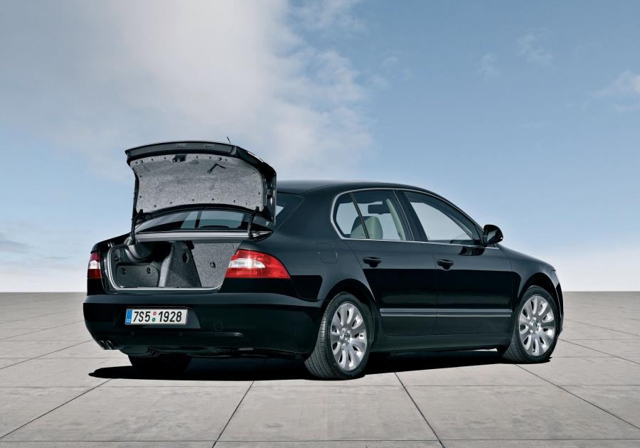  Skoda Superb 2008 года  (фото 109 из 131)